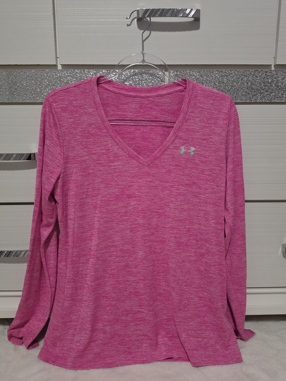 Under Armour Heathered Pink V-Neck Long Sleeve Tee